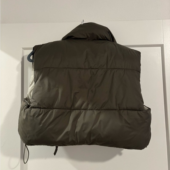 Zara Reversible Puffer Vest - Picture 2 of 5